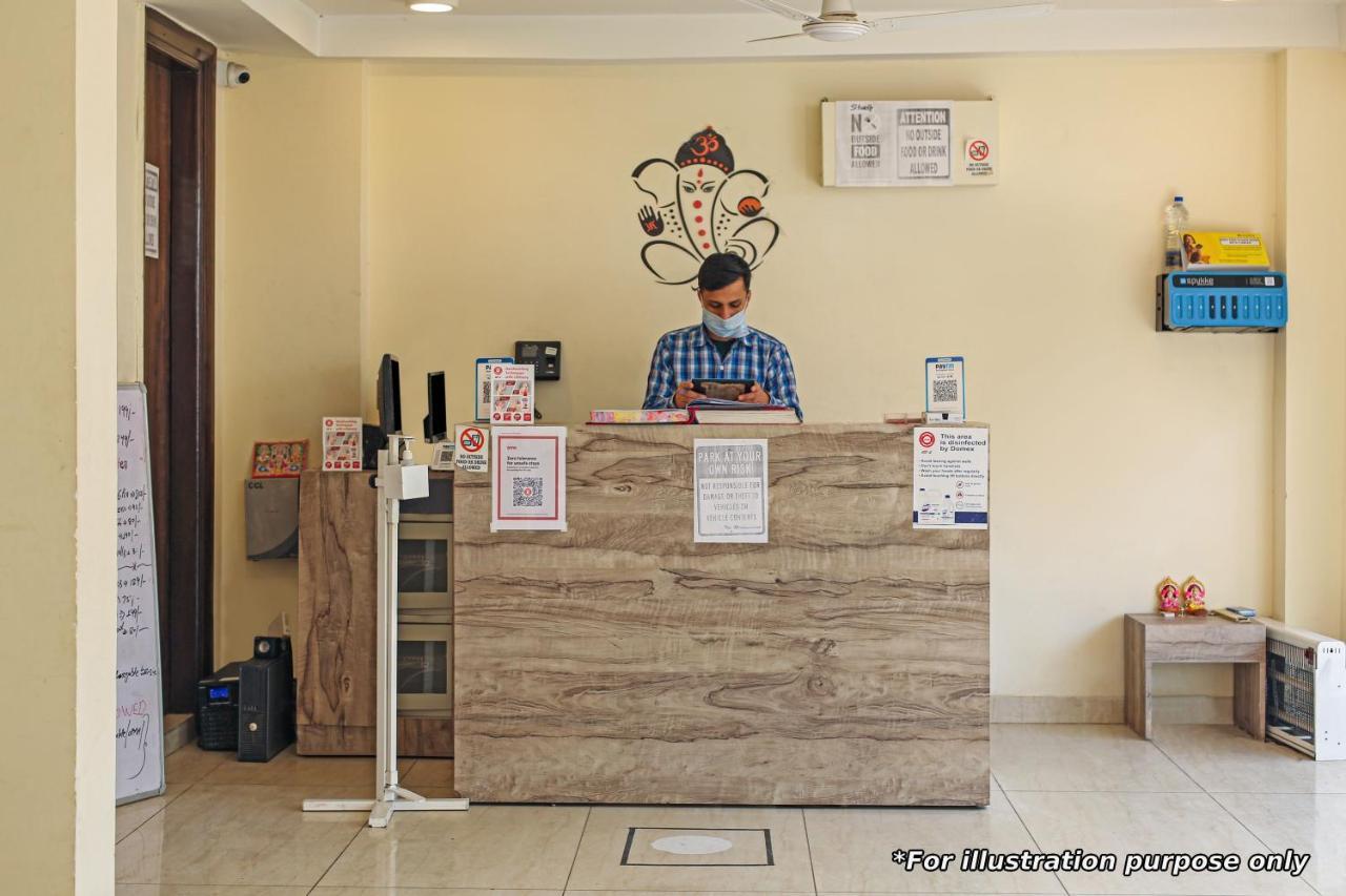 Oyo Silverkey 74581 Nallagandla Hotell Hyderabad Exteriör bild