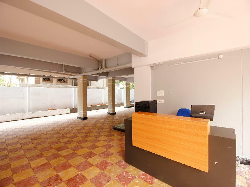Oyo Silverkey 74581 Nallagandla Hotell Hyderabad Exteriör bild