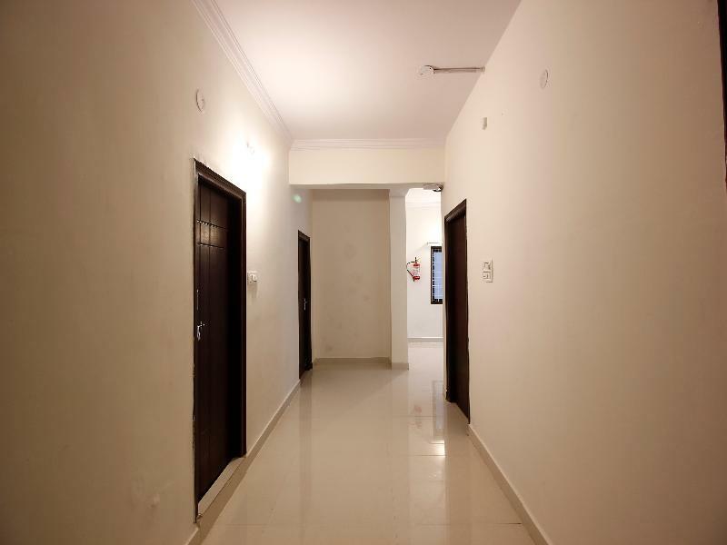 Oyo Silverkey 74581 Nallagandla Hotell Hyderabad Exteriör bild