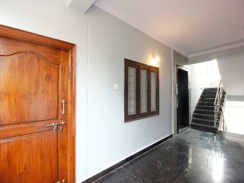 Oyo Silverkey 74581 Nallagandla Hotell Hyderabad Exteriör bild