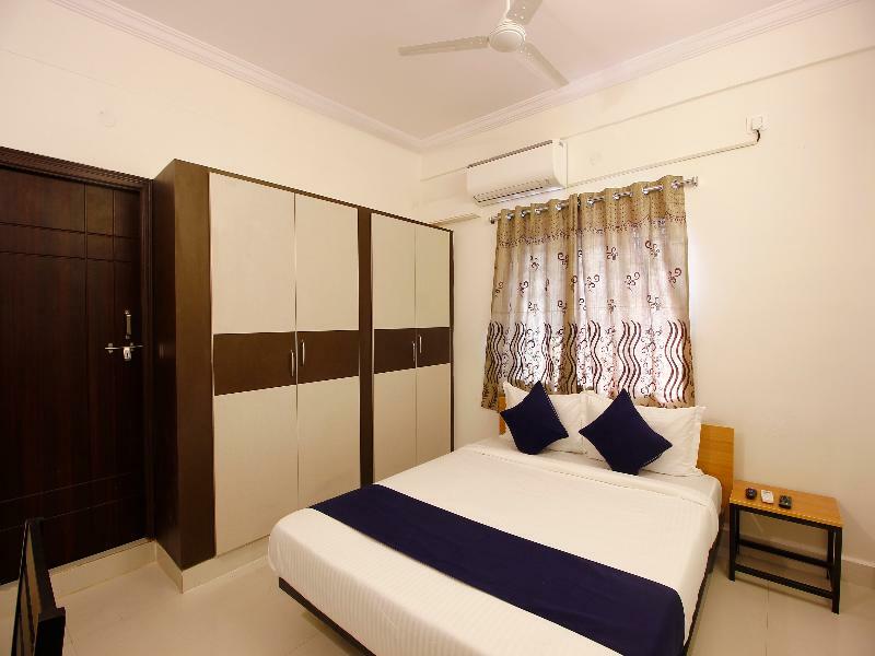 Oyo Silverkey 74581 Nallagandla Hotell Hyderabad Exteriör bild